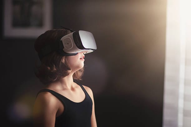 How Virtual Reality Is Shaping Schools Today